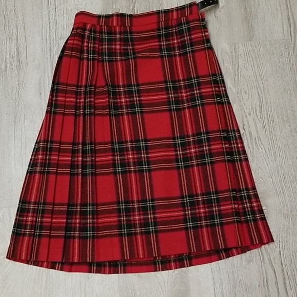 ☀️2 for 25 ☀️Kilt. Vintage. 100% wool. Vintage